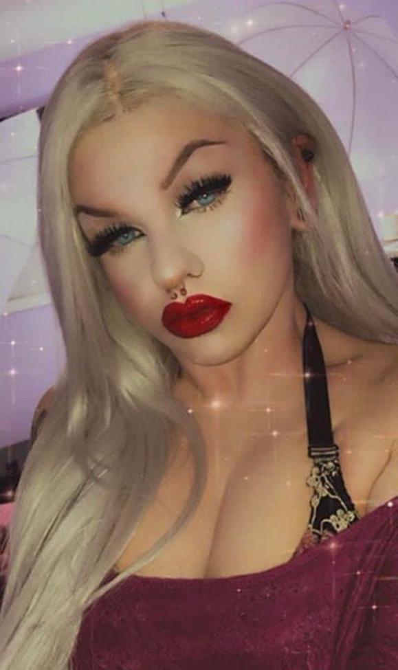 25P Ali Blaque nude