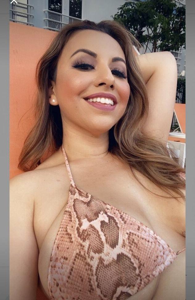 8P Adriana Jimenez nude