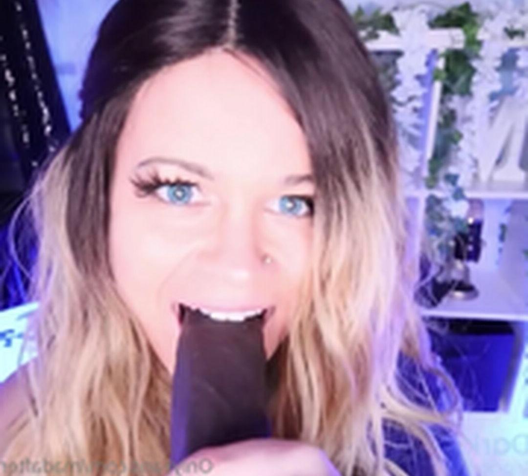 15P MAD After Dark nude