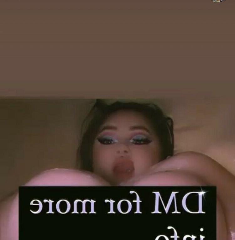 14P Allison_Been_Mobn nude