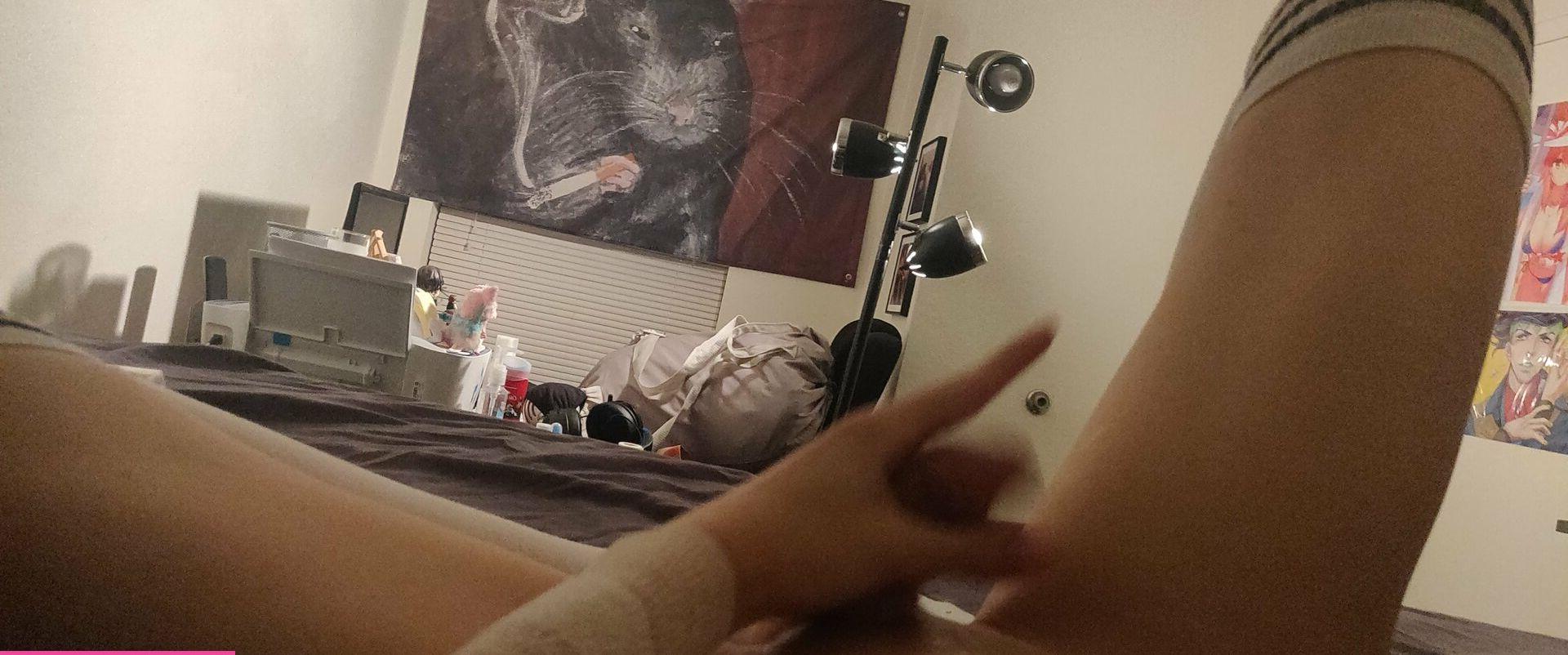 8P Ms_peep nude