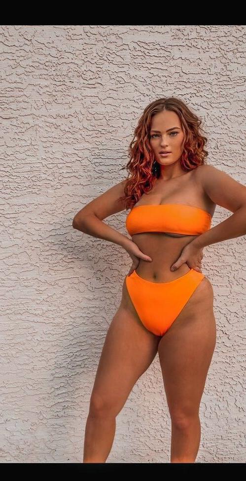 25P Lindsaylohann nude
