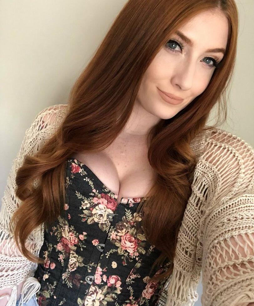 4P Voxytwitch nude