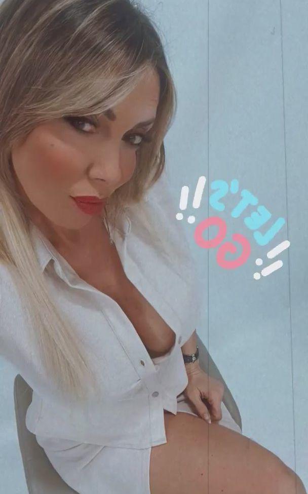 25P Emanuela Botto nude