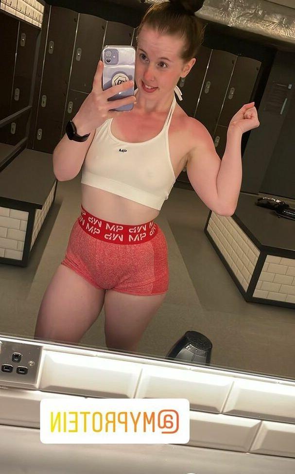 25P Holly12x nude