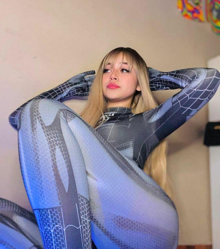 21P Lakikis666 nude