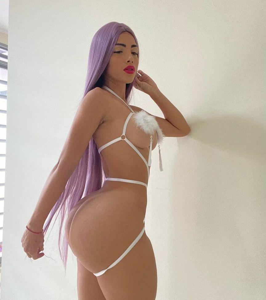19P Betsyarenas nude