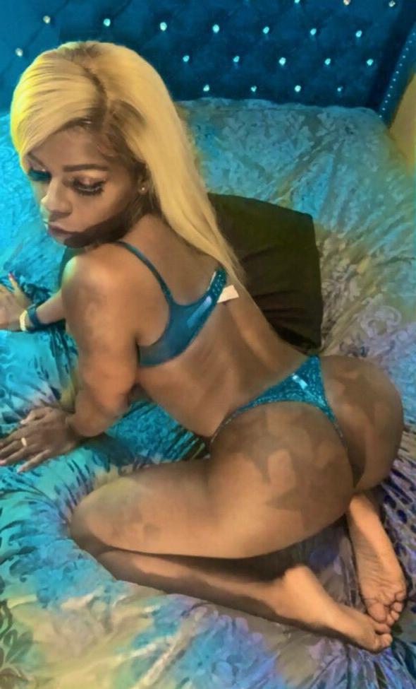 17P Carmen Brown nude