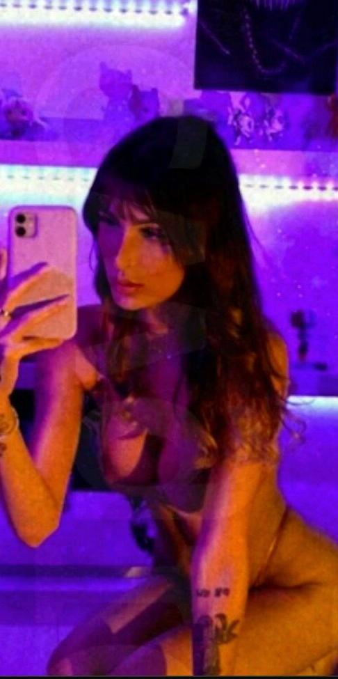 25P Xlovelypop nude