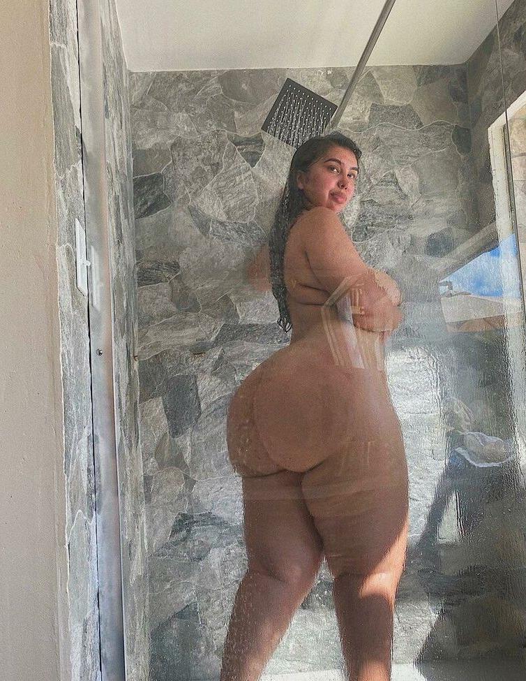 25P Shiningwaters Illbedat nude