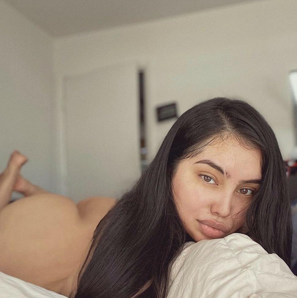 25P Shiningwaters Illbedat nude