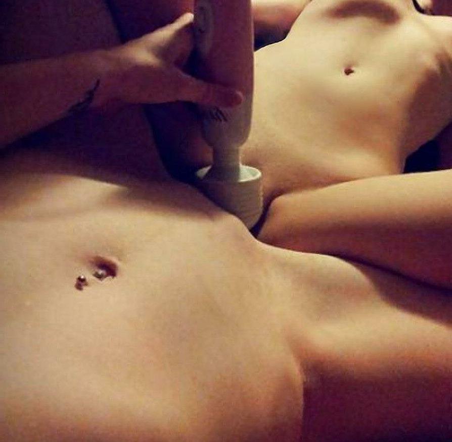9P Alice And Viktoriya nude