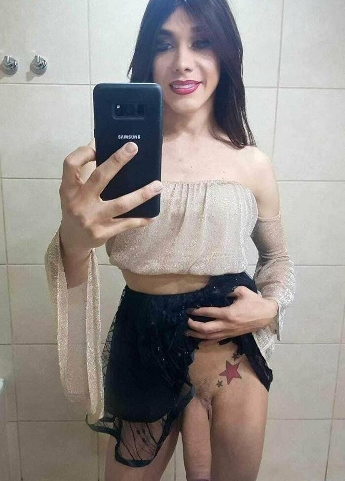 25P TheRealAnaconda nude