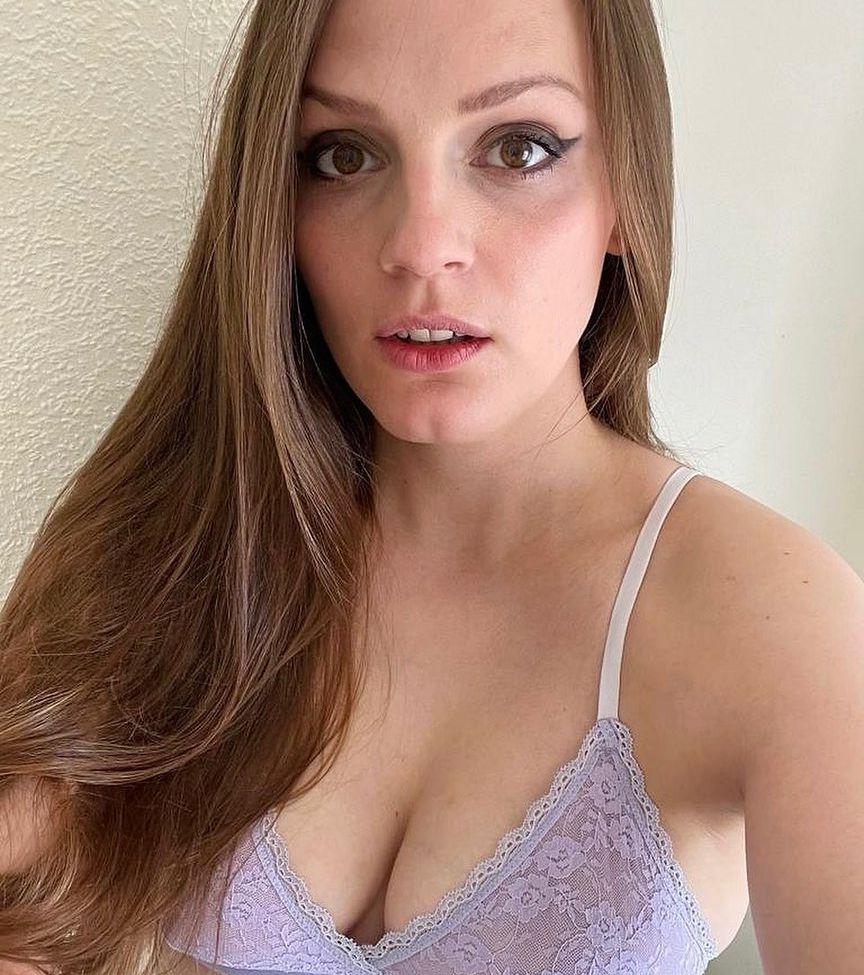 22P Girlnextdoormiauk nude