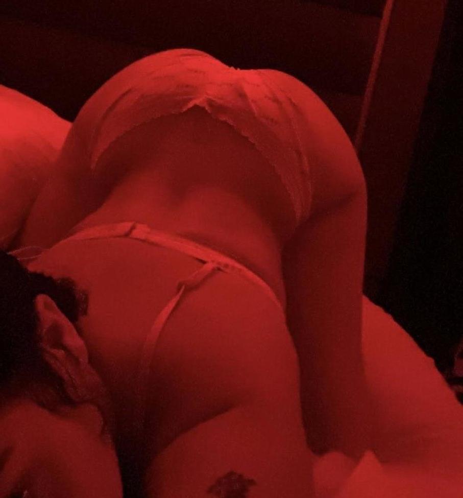 12P Melaniericchh nude