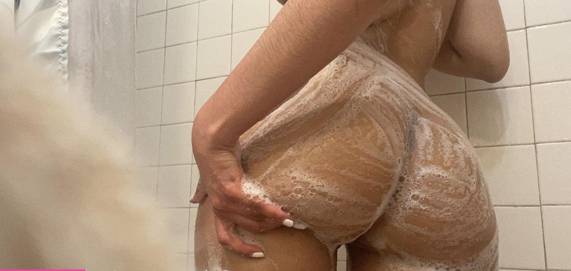 12P Melaniericchh nude