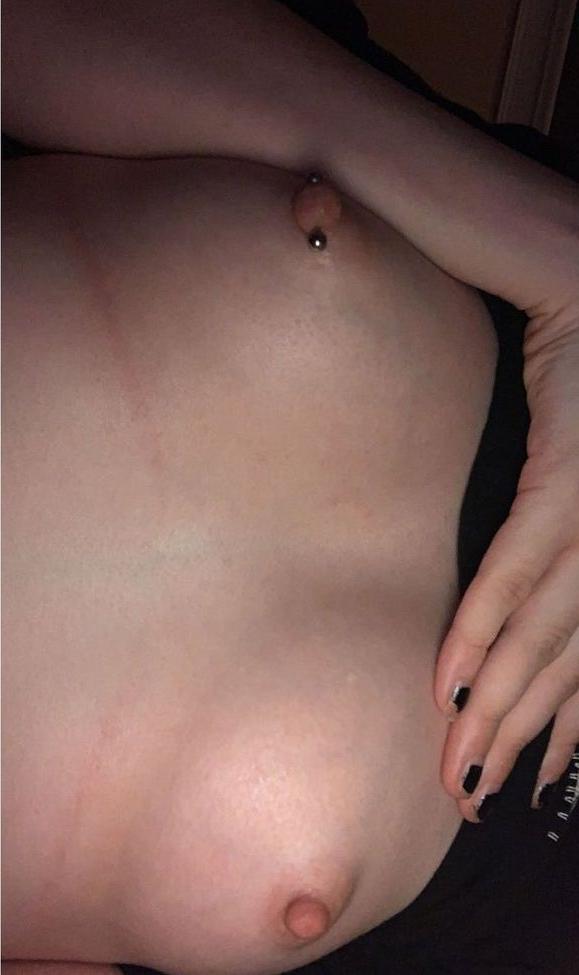 12P Sum-buttcheeks nude