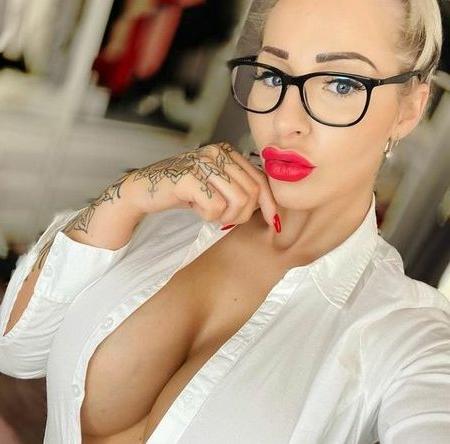 15P Milena_70h nude