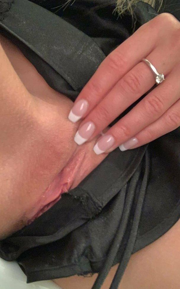 25P Angelina Rose nude