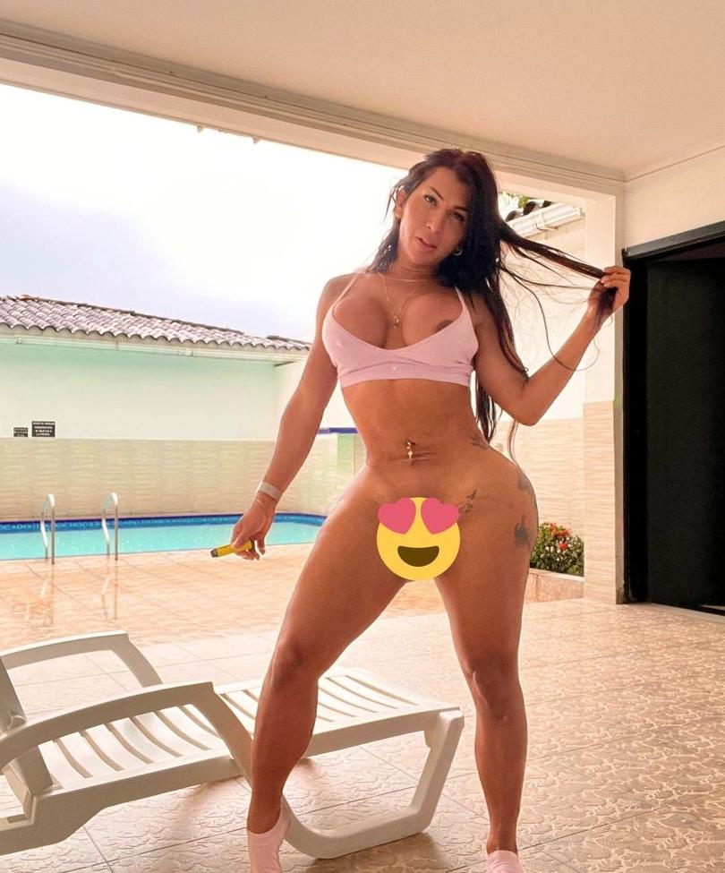 25P Sofia Madonaldo nude