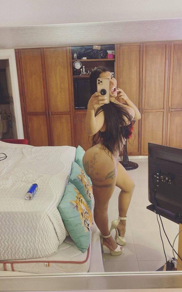 25P Sofia Madonaldo nude