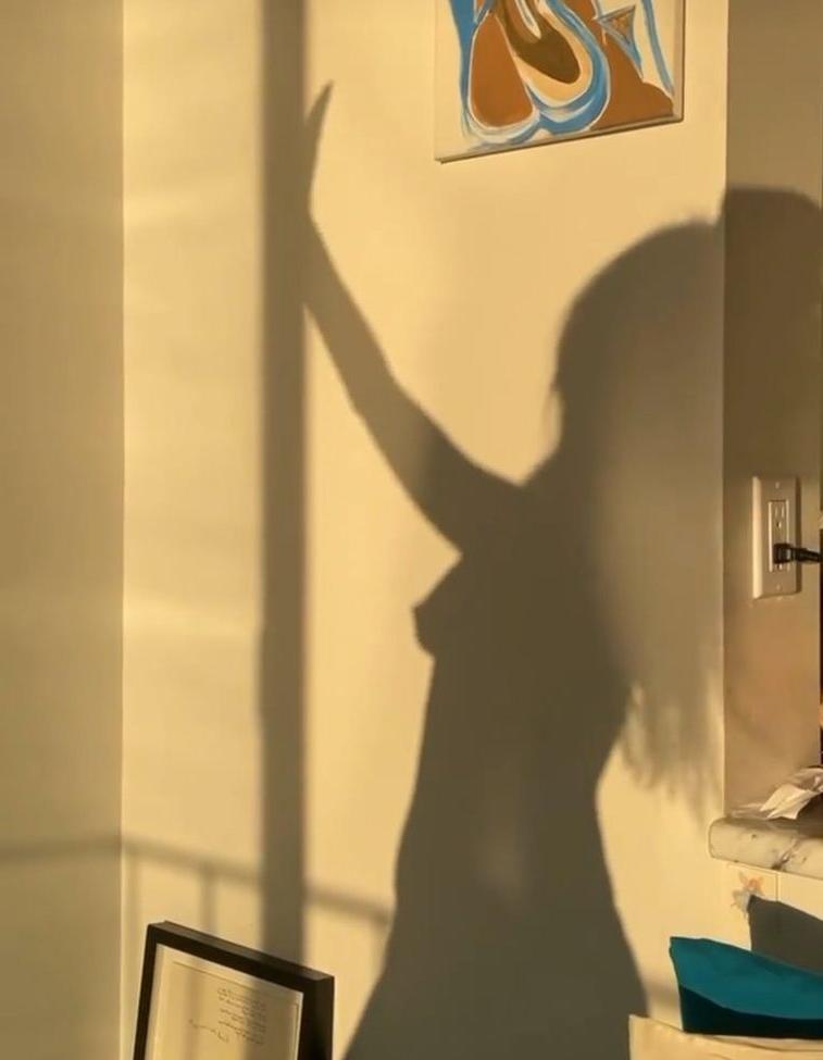 6P Maddie Phillips nude