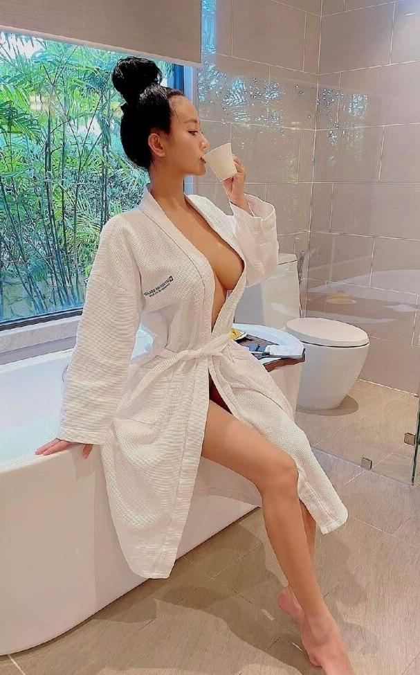 25P Pongkyubi1995 nude