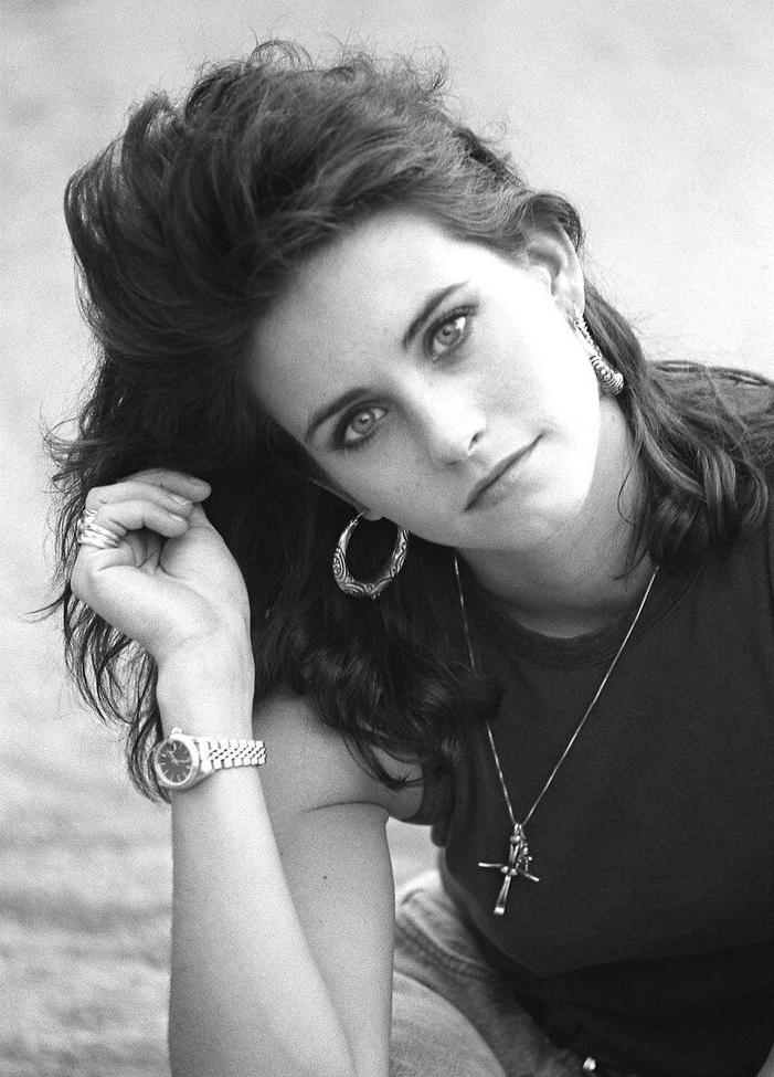 25P Courtney Cox nude
