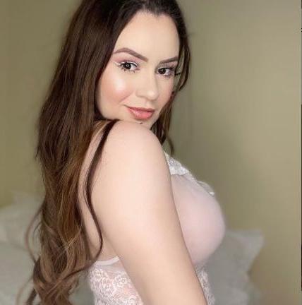 25P Fabricia Freitas nude