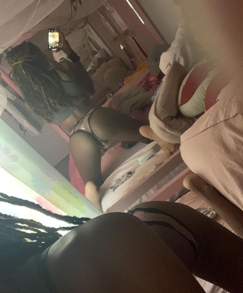 25P Barbiesub nude