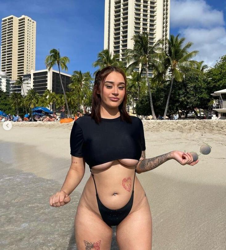 9P Thickkk nude