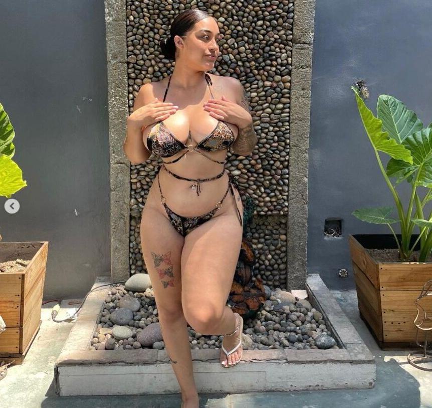 9P Thickkk nude