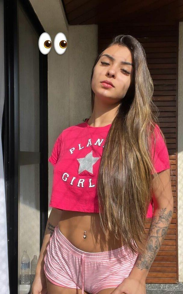 6P Amanda Romano nude