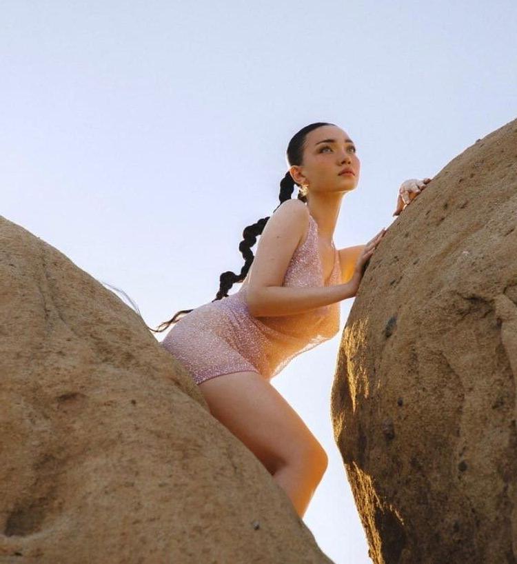 25P Aya Shalkar nude