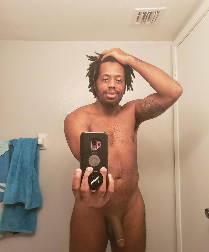 25P Moestrokes nude