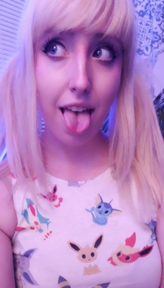 25P Moon_IRL nude