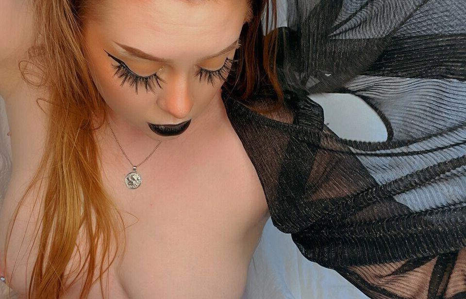 24P Town_slut nude