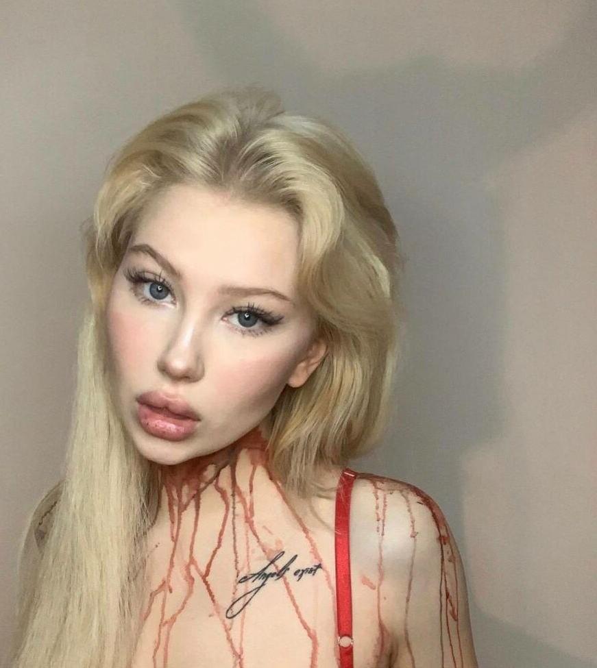 23P Sofimoonlight nude