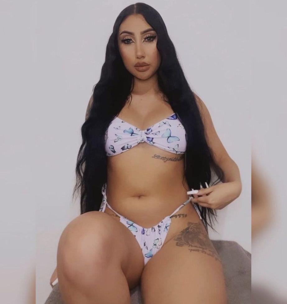 5P LisseteGee nude