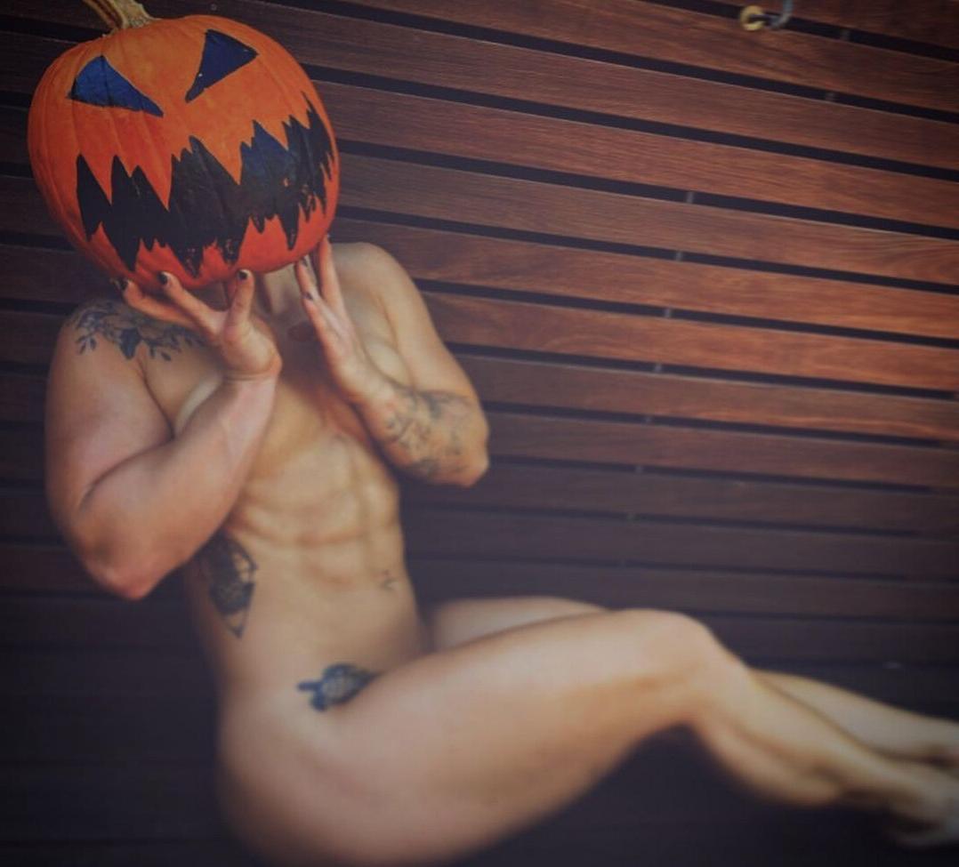 11P Dani Elle Speegle nude