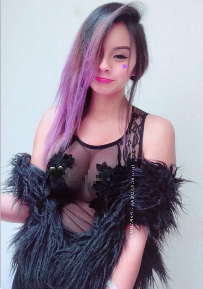 24P Karina Carbajal nude