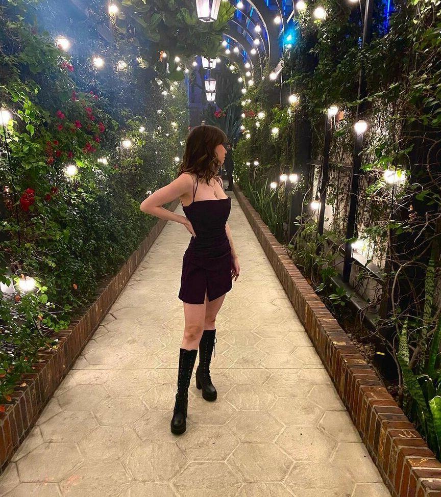 25P Katelyn Nacon nude