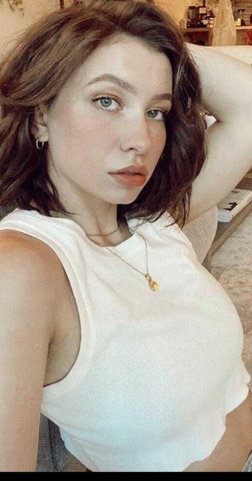 25P Katelyn Nacon nude