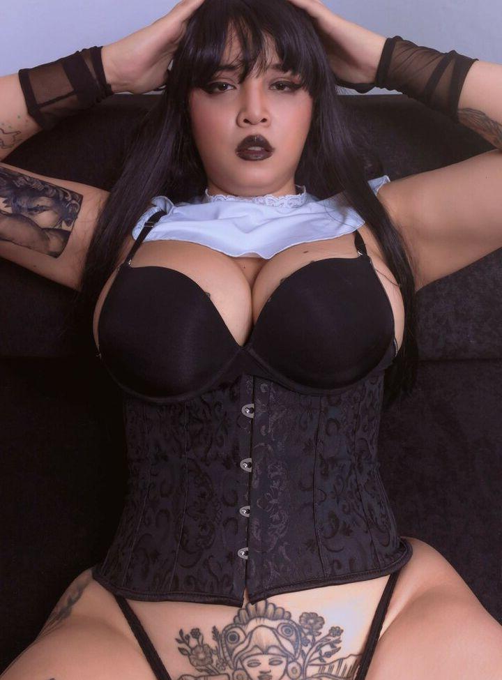 25P Onigirl01 nude