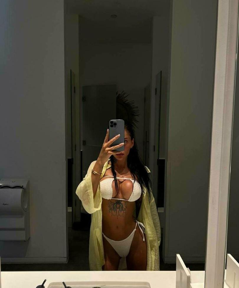 25P Nessa Orlova nude