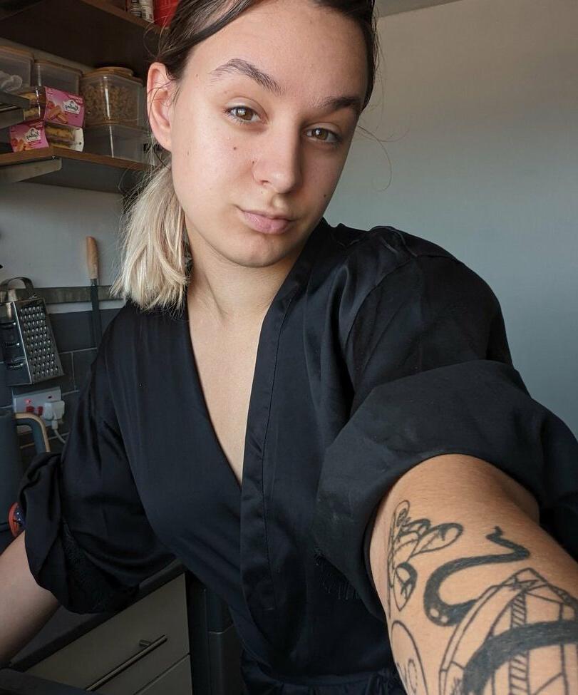 25P Goth.kitten nude