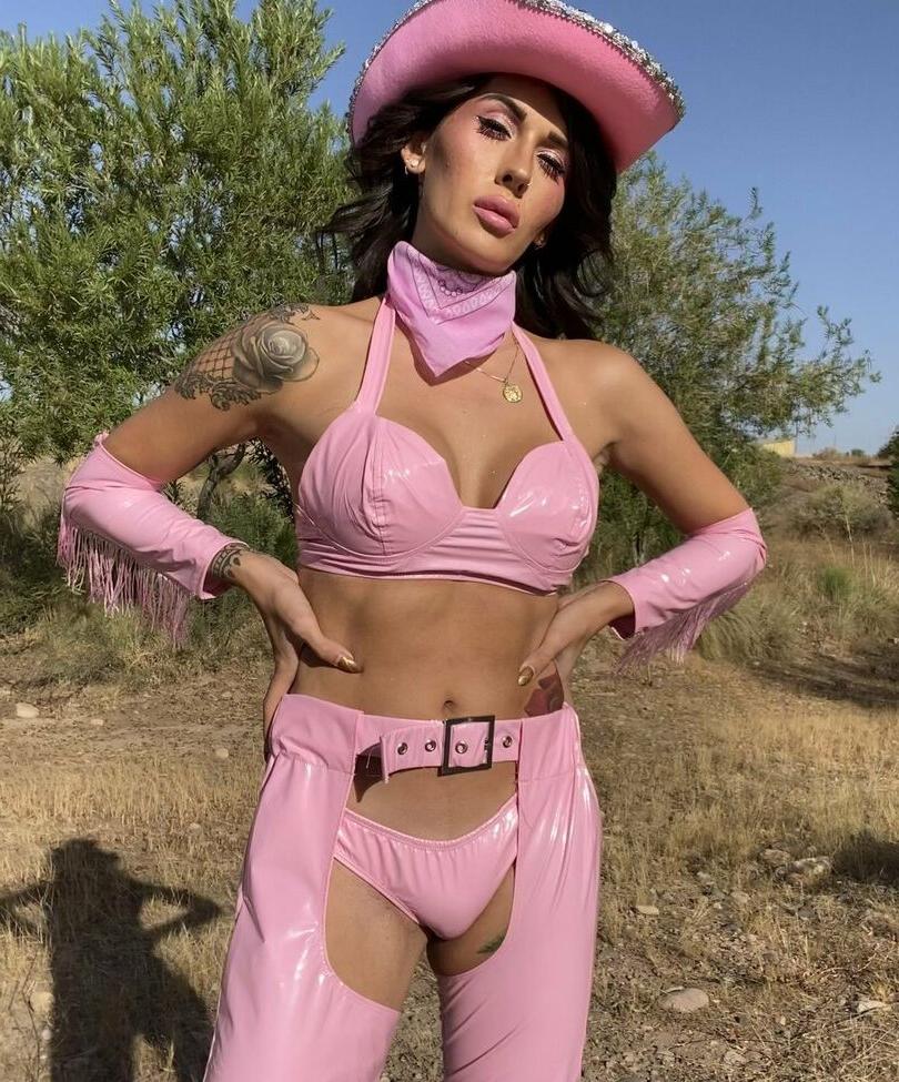 25P Queenrosemontoya nude