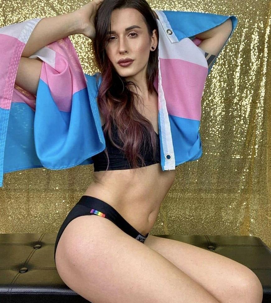 25P Queenrosemontoya nude