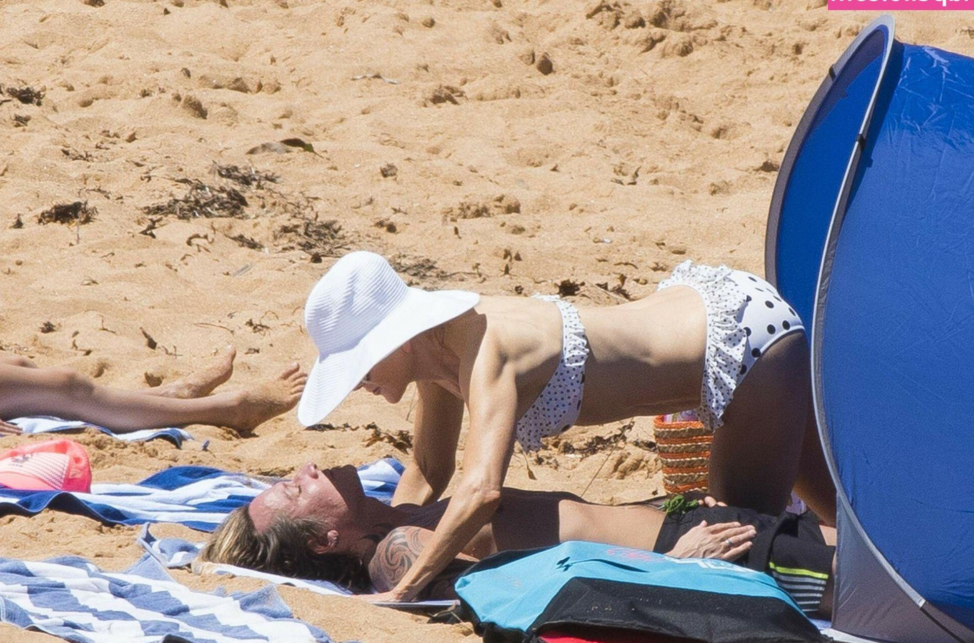 25P Nicole Kidman nude
