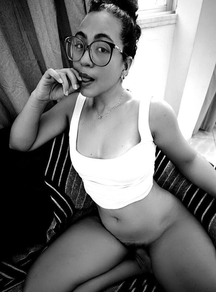 25P Aline Fontenele nude